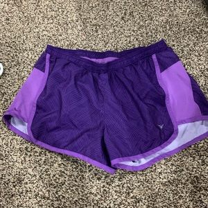 Purple athletic short
